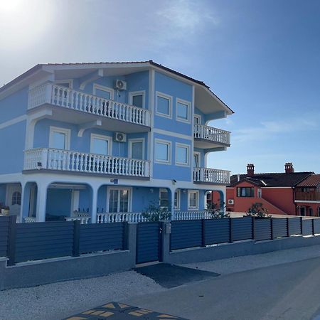 Apartments M&M Terzic Poreč Buitenkant foto