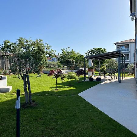 Apartments M&M Terzic Poreč Buitenkant foto