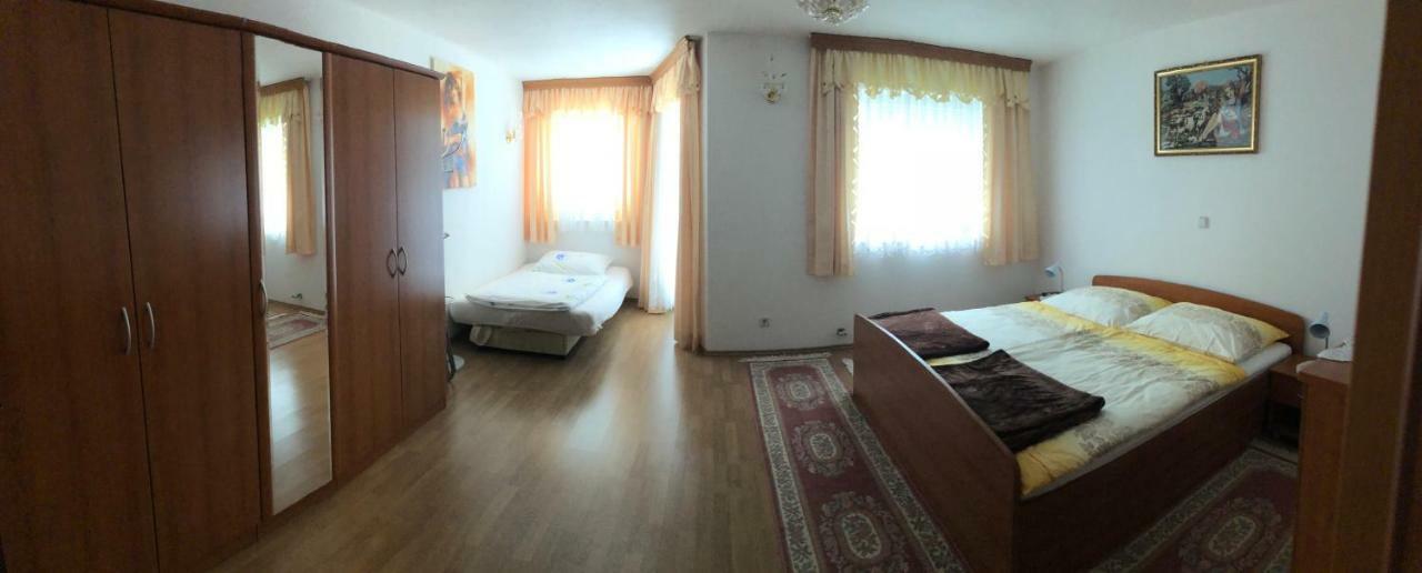 Apartments M&M Terzic Poreč Buitenkant foto